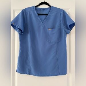 FIGS Women’s V-Neck Medical Scrub Top in Ceil Blue